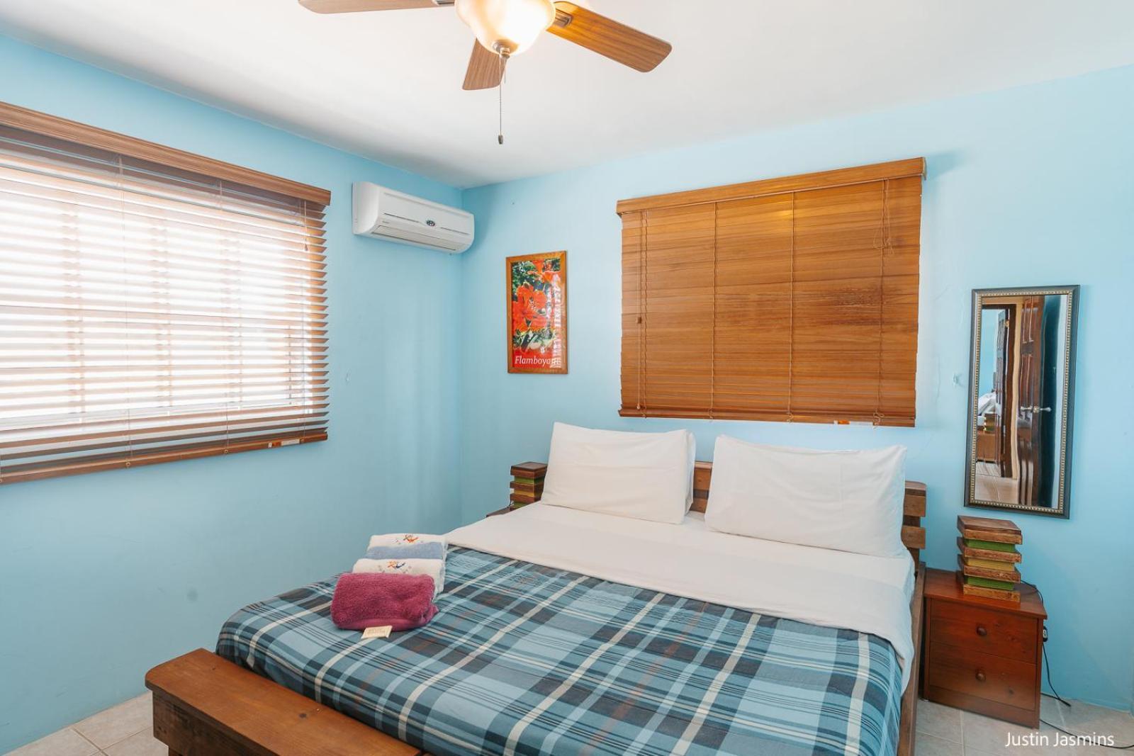 Nos Krusero Apartments Westpunt Bagian luar foto