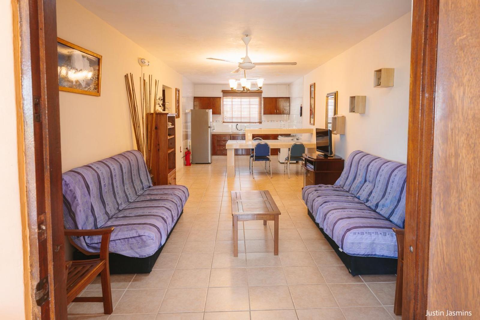 Nos Krusero Apartments Westpunt Bagian luar foto