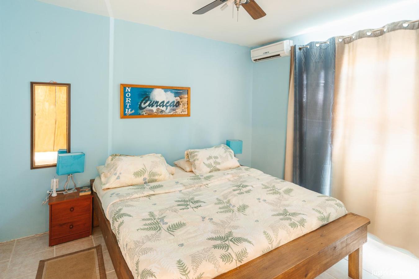 Nos Krusero Apartments Westpunt Bagian luar foto