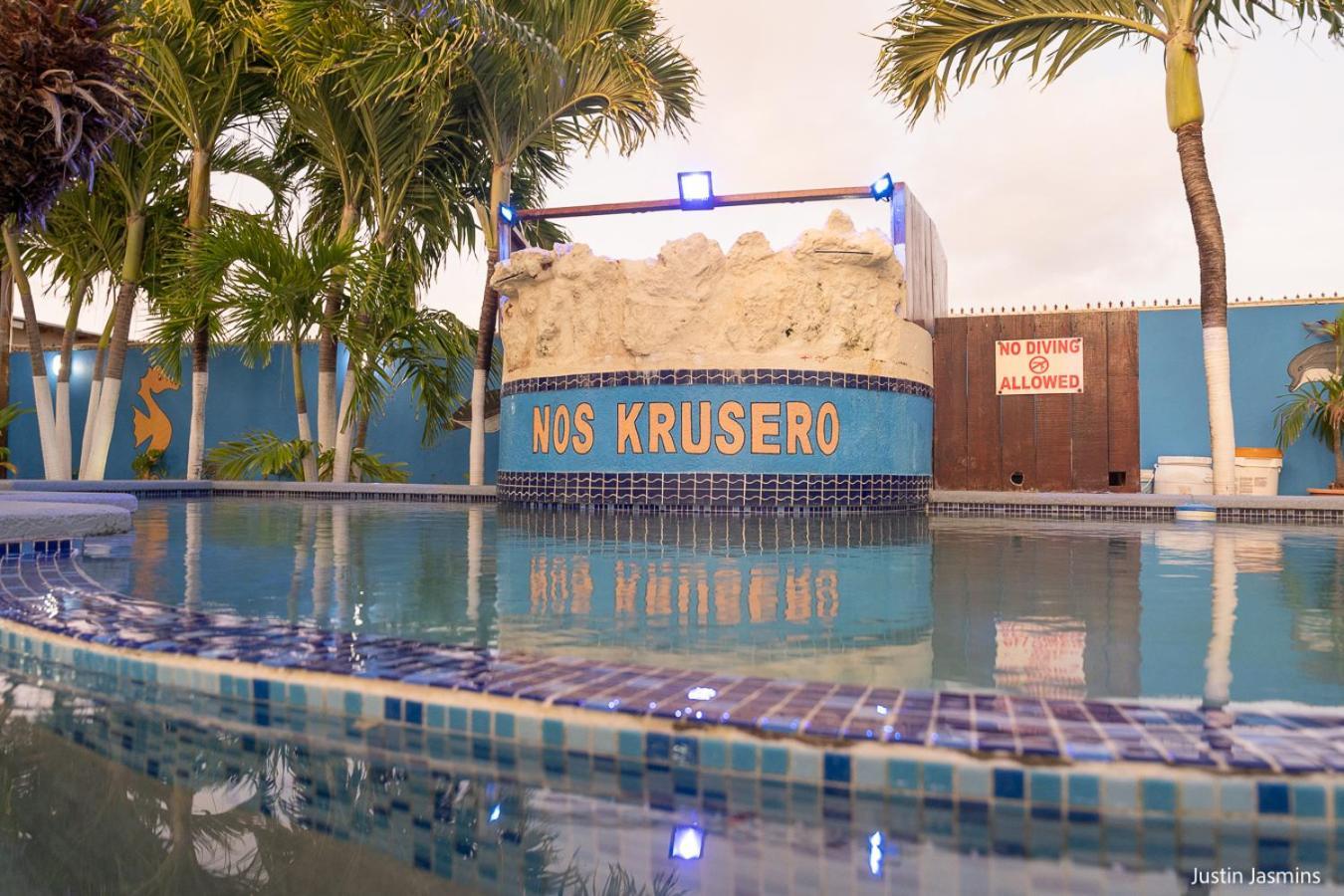 Nos Krusero Apartments Westpunt Bagian luar foto